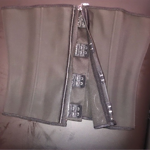 Waist trainers - Picture 4 of 7